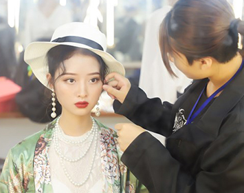 百美汇技能培训