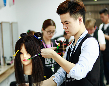 百美汇技能培训