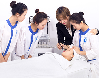 百美汇技能培训