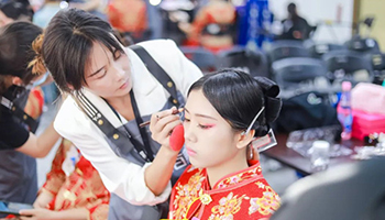 百美汇技能培训