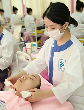 百美汇技能培训