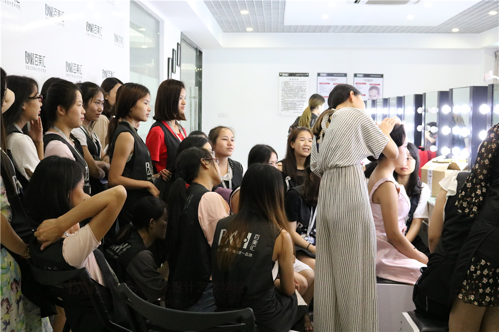 2018-04-01-114688.jpg IMG_6798.jpg